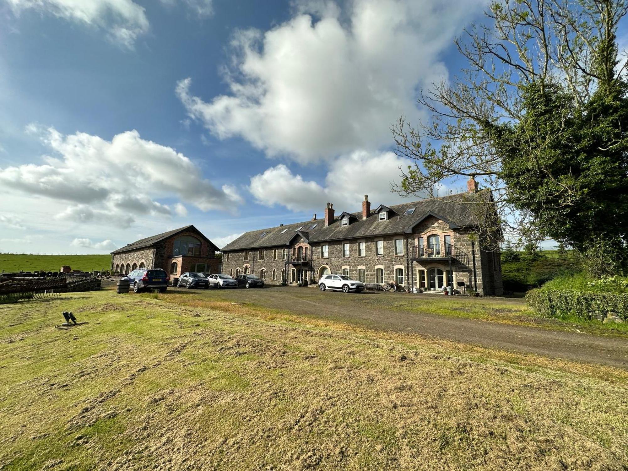 Riverside Converted Linen Mill Villa Coleraine Eksteriør billede